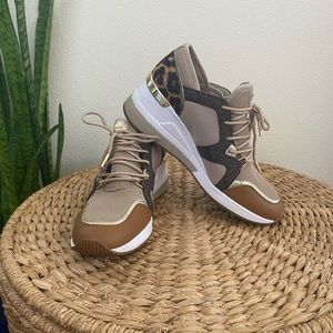 Michael Kors Liv Trainer Wedge Sneakers Oat